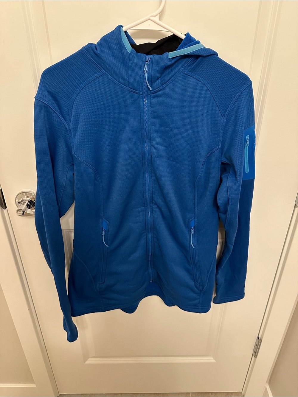 ARC’TERYX Women’s Fortrez Hoody - Blue, Women’s large